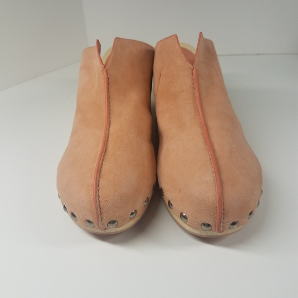 Kelsi Dagger Peach Pink Suede Clogs - Picture 2 of 9